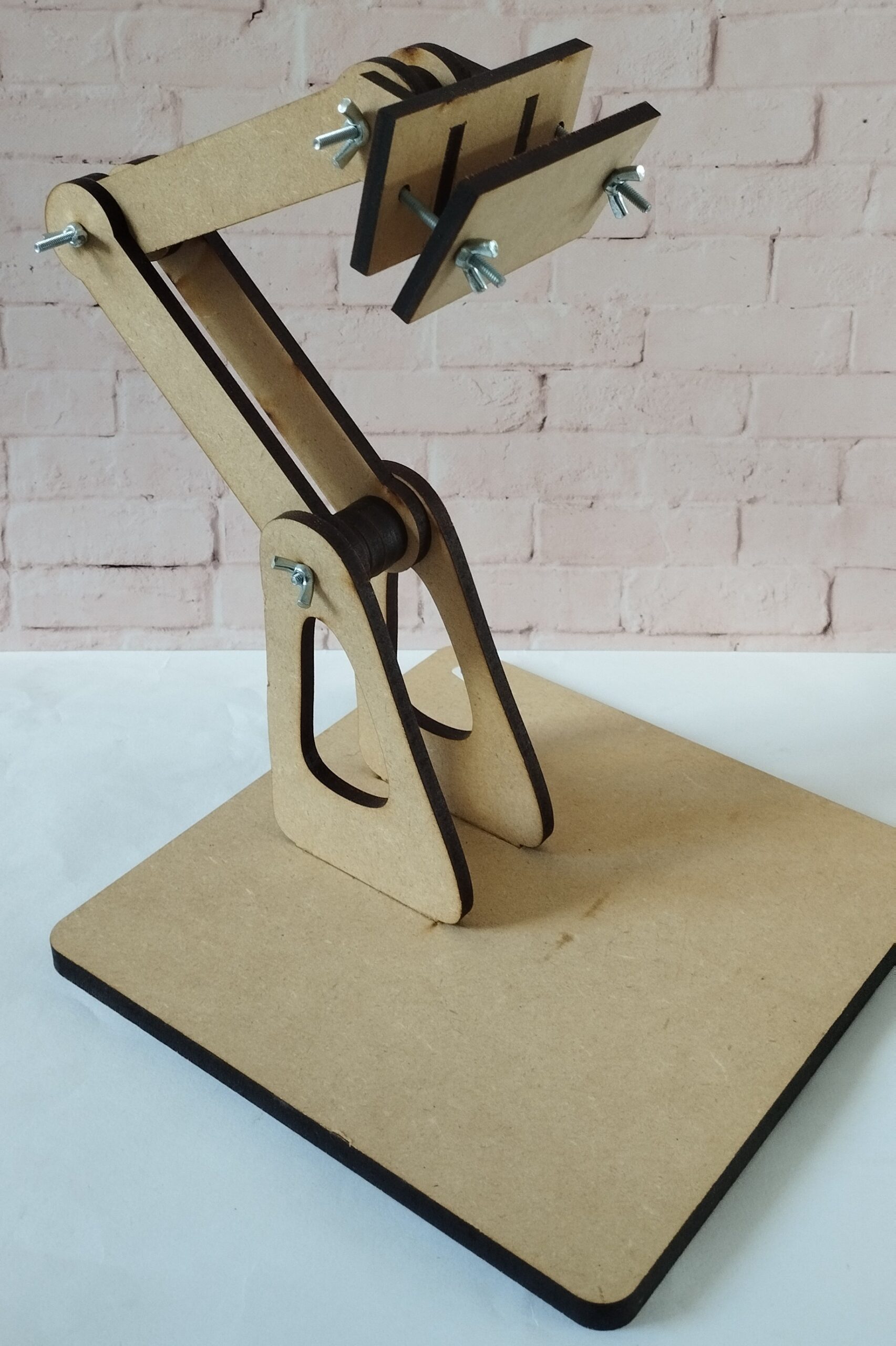 Pie- soporte universal para bastidores de fibrofacil